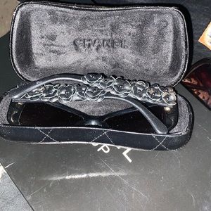Chanel sunglasses 🕶